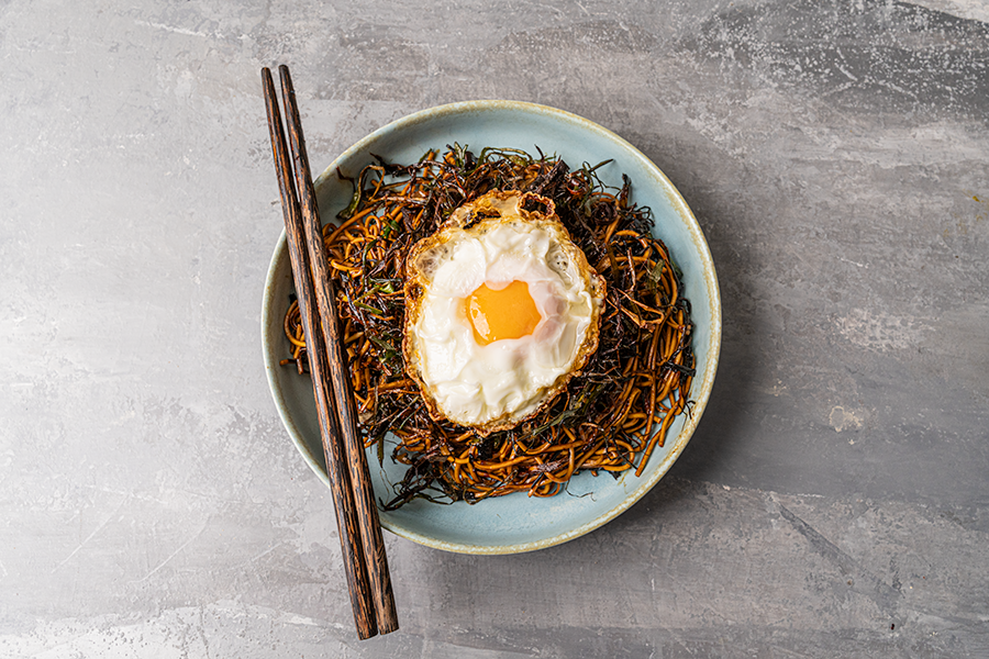 Andy Cooks - Spring Onion Noodles Recipe