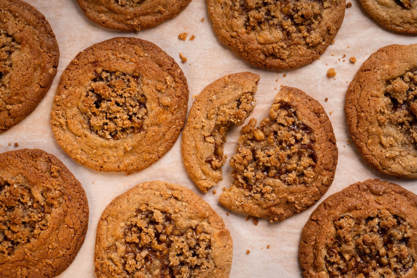 Apple Crumble Cookies - Andy Cooks