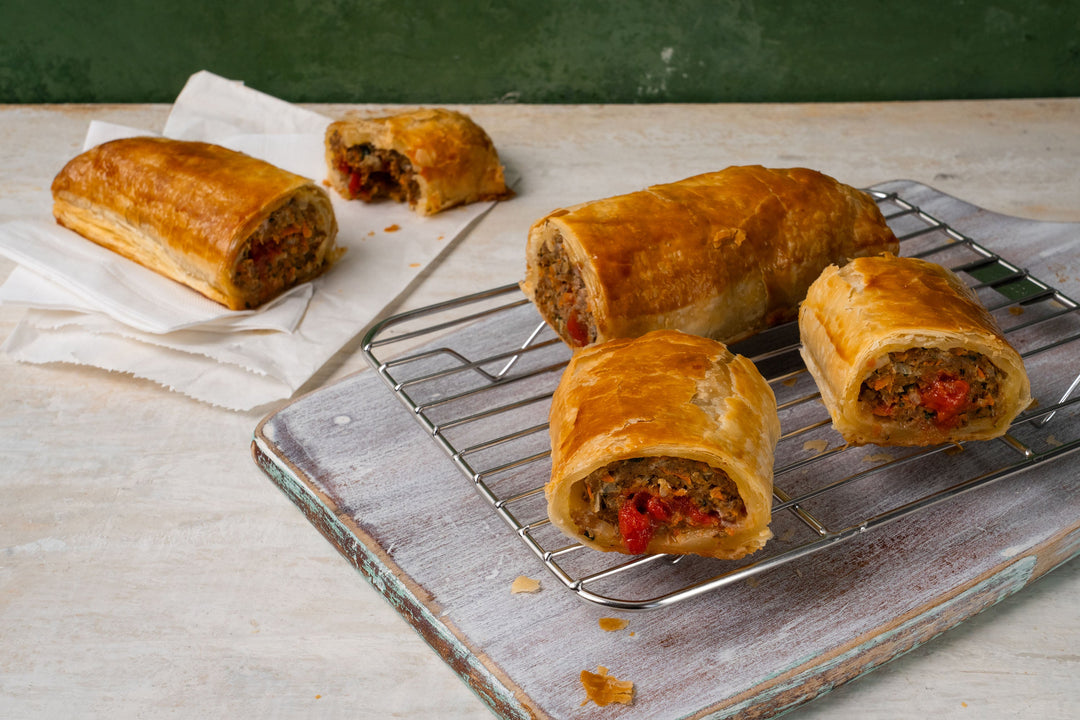 Andy Cooks - Beef Sausage Roll Recipe With Tomato Sauce 