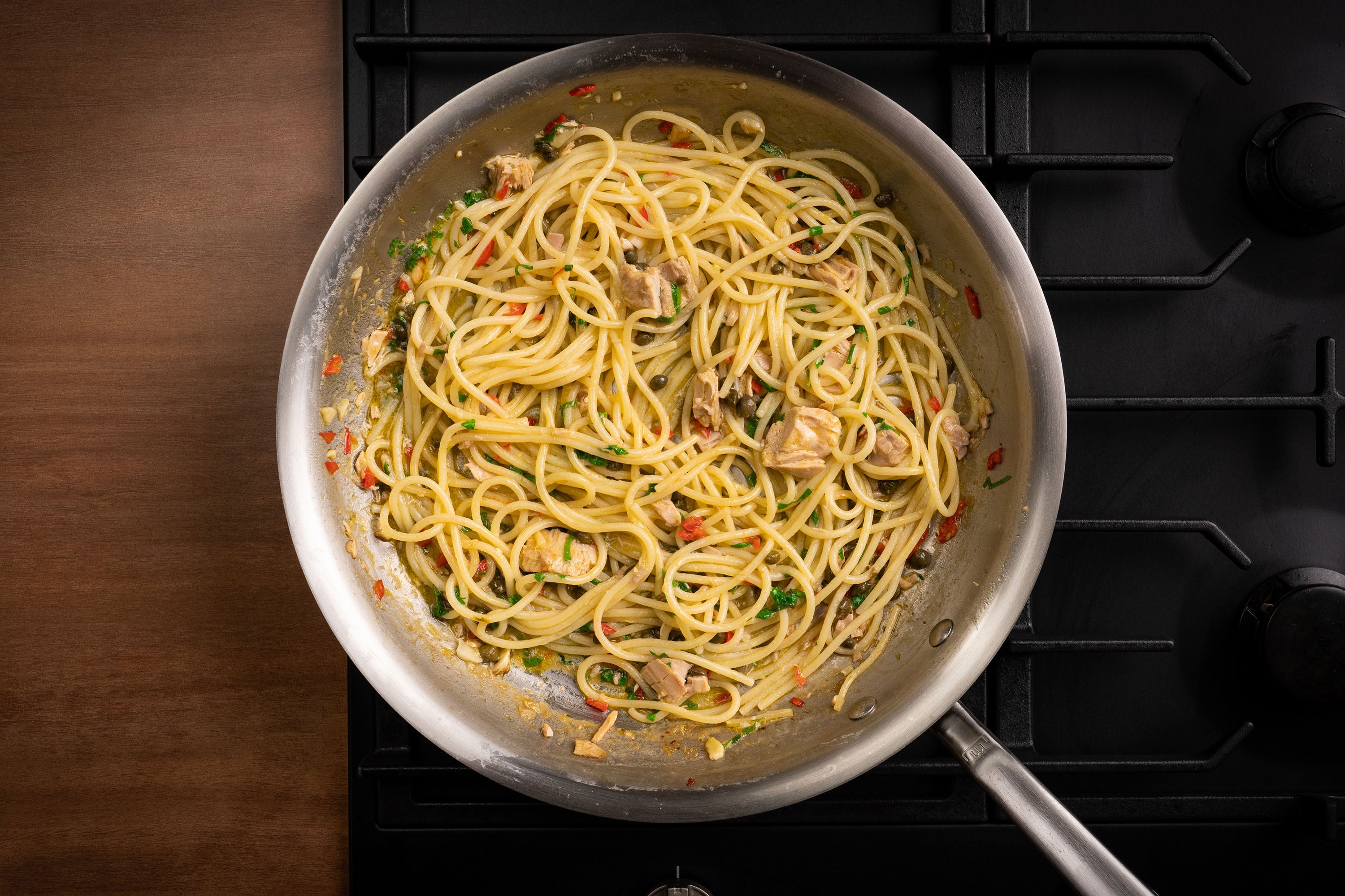 Andy Cooks - Quick Pasta Dinner With Tuna Lemon and Chilli