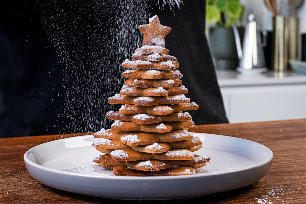 20231213072058-andy-20cooks-20-20gingerbread-20tree.jpg