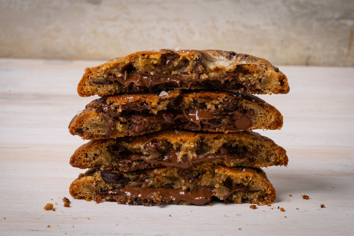 Brown Butter Chocolate Chip Cookies mit Schokostückchen